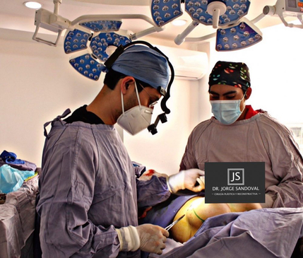 Slider image (6) Dr. Jorge Sandoval - Plastic Surgeon in Mexico City